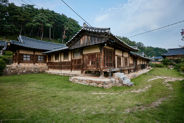 안동 천전리 의성김씨 종택 (보물 제450호)