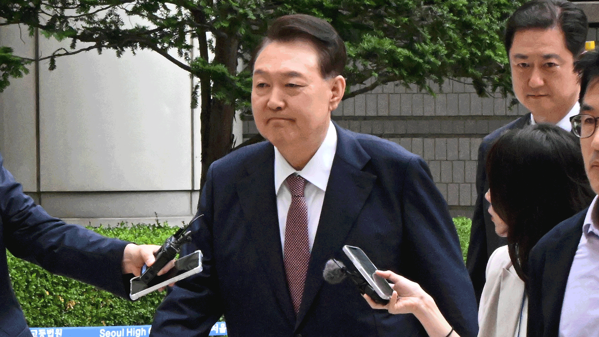 내란 특검, ‘윤석열 2차 조사’ 앞두고 혐의 다지기…이주호·박종준 소환조사