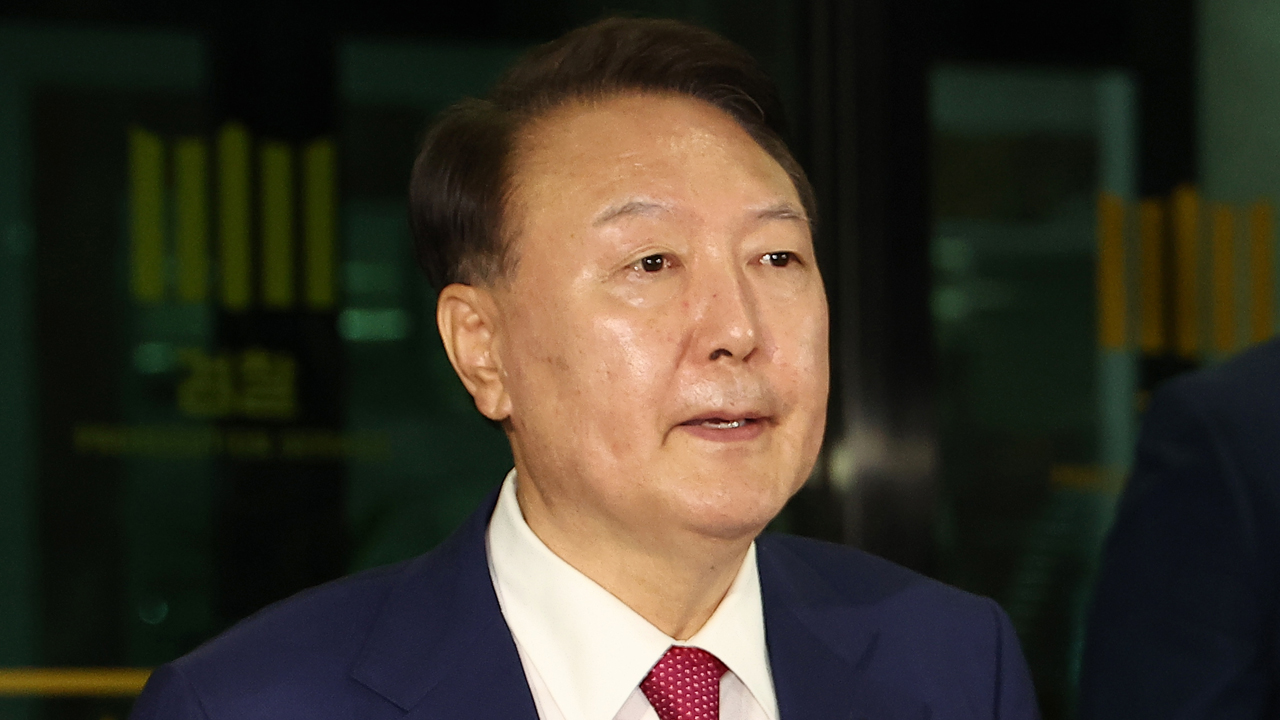 모레 구속영장 심사…윤 전 대통령 직접 나온다