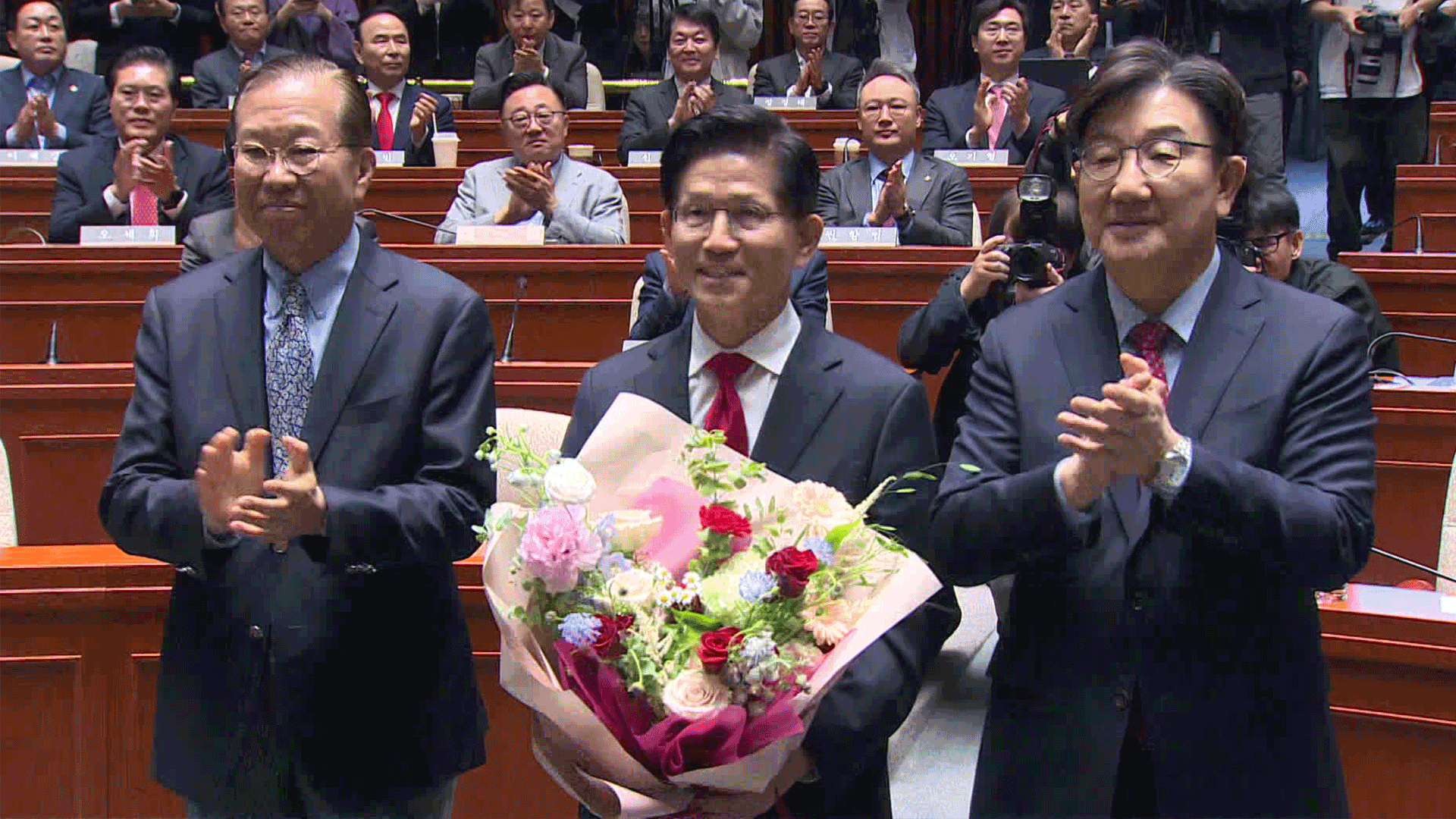 의총서 김문수·지도부 공개 설전…“반민주적 행위” “대단히 실망”