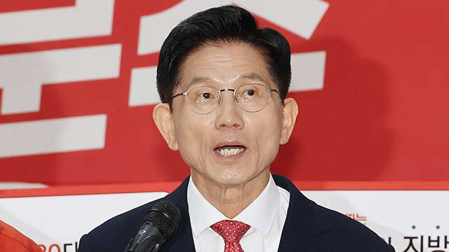 민주당 “김문수, 소방헬기 타고 출판기념회 등 다녀…국민 생명보다 귀하단 거냐”