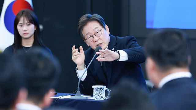 이 대통령, 광주 군공항 이전 관련 TF 구성 지시
