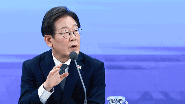이 대통령 “민주적 토론보다 적대시하는 문화 심해져…공존 모색해야”
