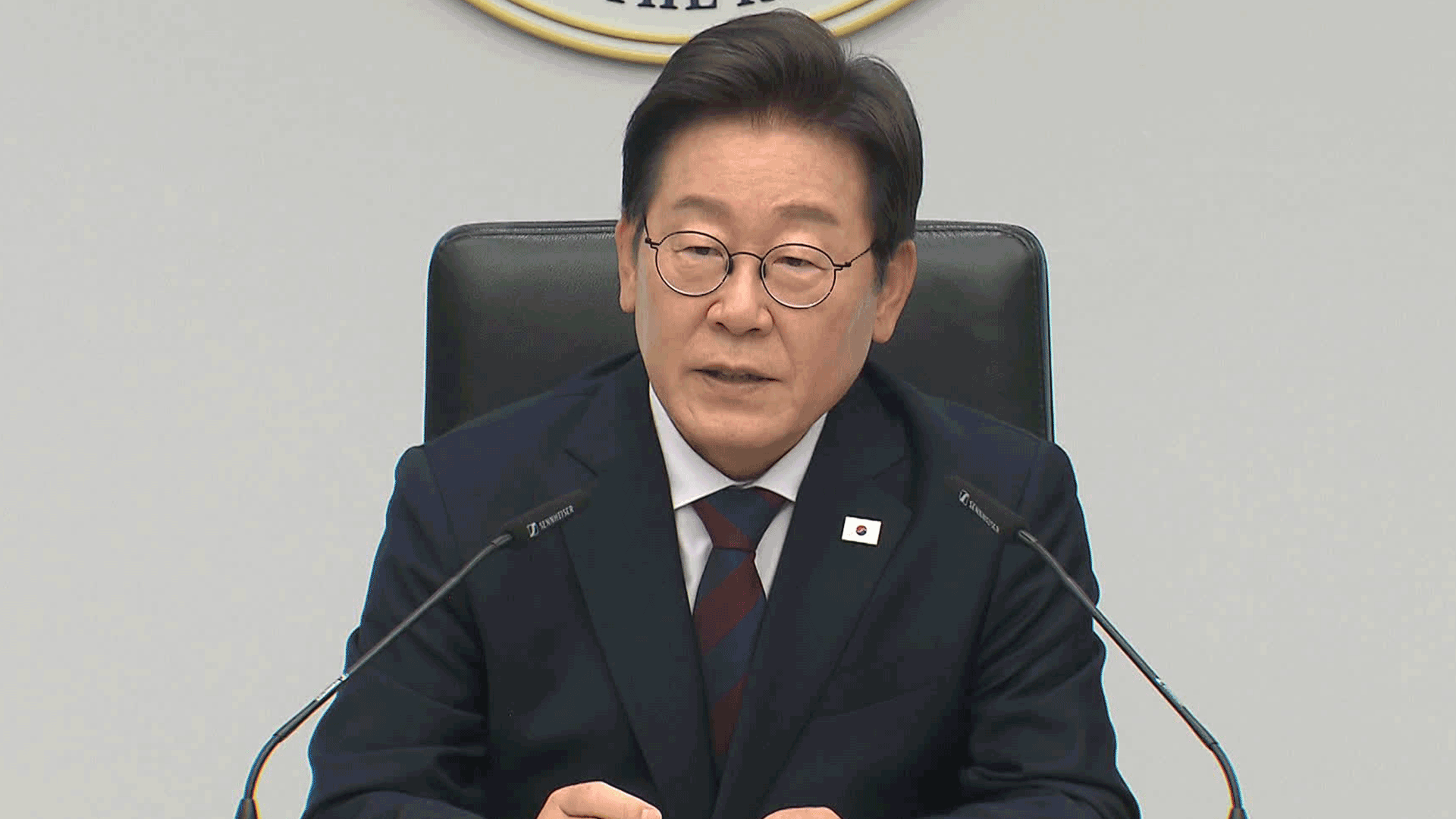 “이 대통령, 이번 달 미국 등 주요국에 특사 파견 추진”