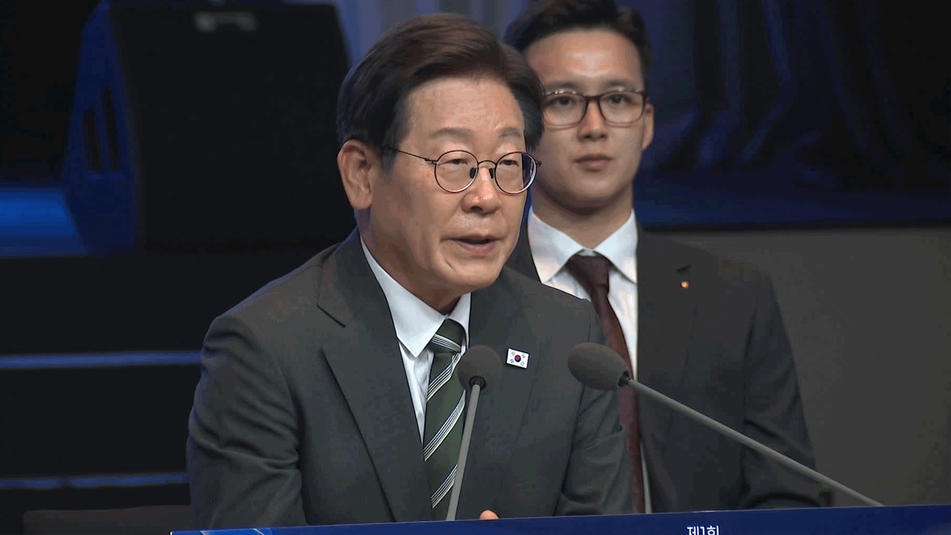 “방위산업 4대 강국으로”…범정부 지원 강화